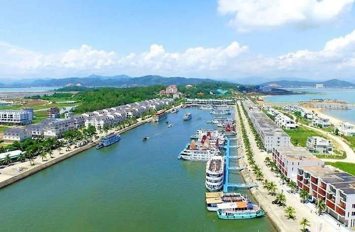 Hotel Ada Tuan Chau *
